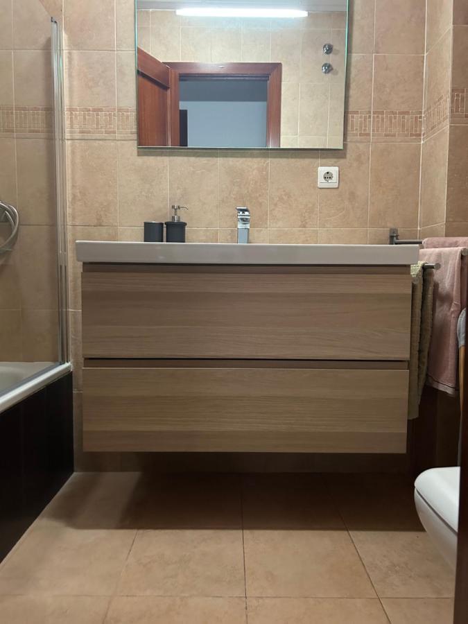 Apartamento Proximo Al Centro De 2 Dormitorios Con Piscina. Seville Luaran gambar