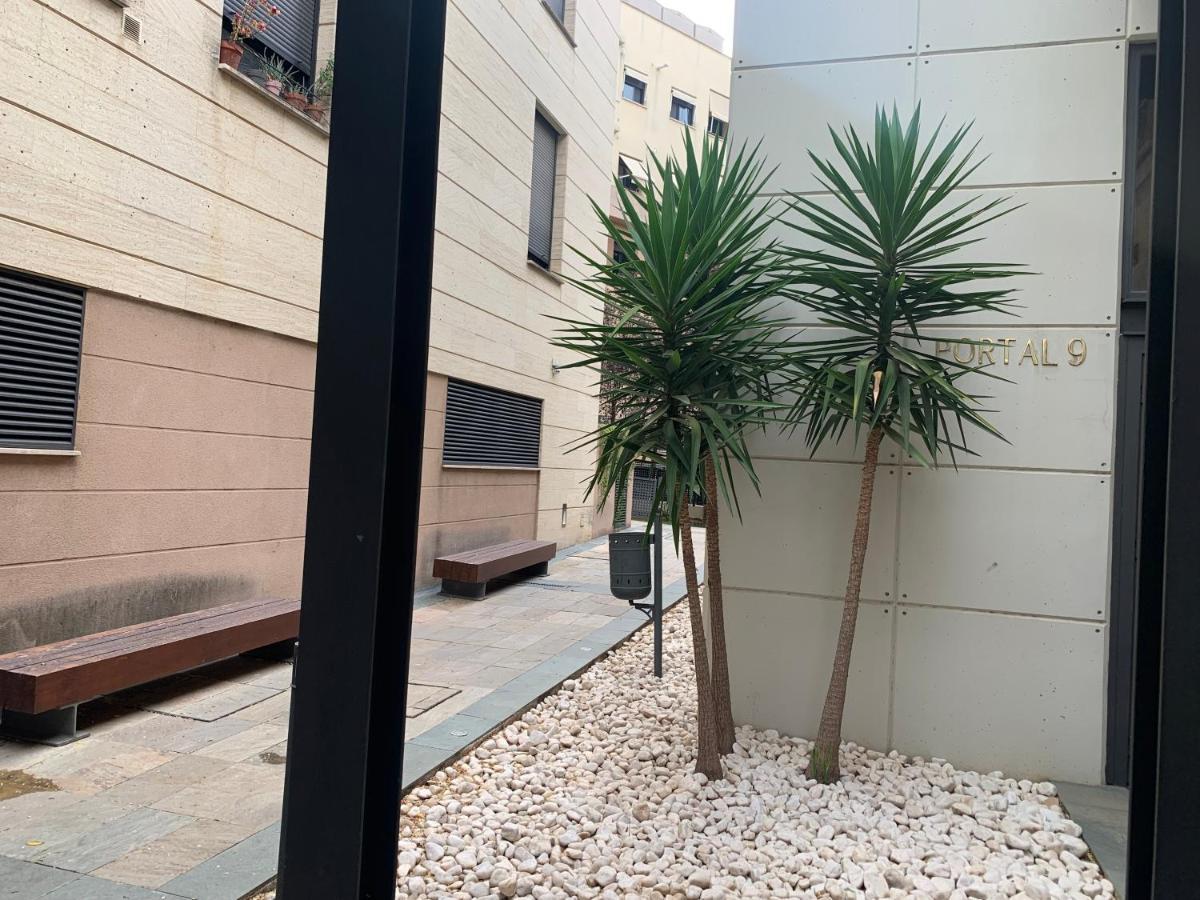 Apartamento Proximo Al Centro De 2 Dormitorios Con Piscina. Seville Luaran gambar