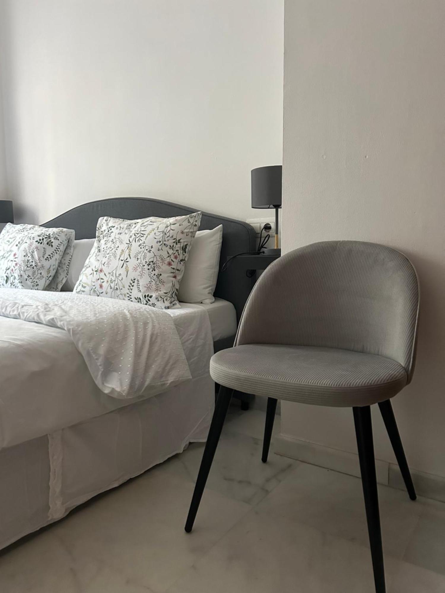 Apartamento Proximo Al Centro De 2 Dormitorios Con Piscina. Seville Luaran gambar